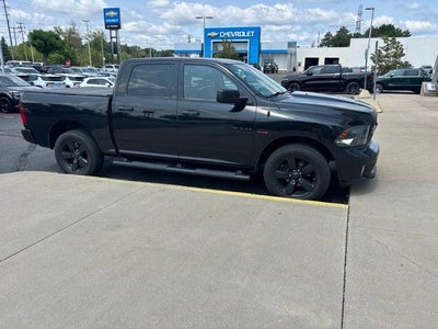 2018 RAM 1500 Express Crew Cab 4x4 5'7" Box