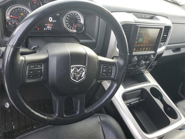 2017 RAM 1500 Big Horn Crew Cab 4x4 5'7" Box