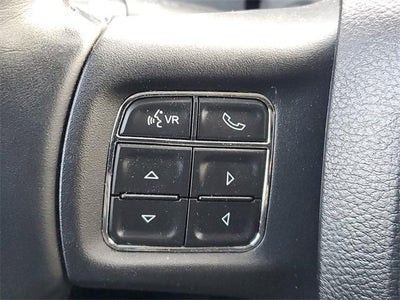 2017 RAM 1500 Big Horn Crew Cab 4x4 5'7" Box