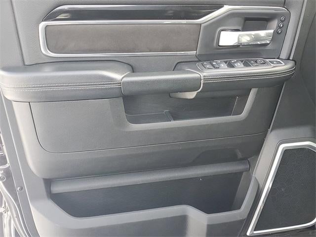 2022 RAM 2500 Laramie Crew Cab 4x4 6'4" Box