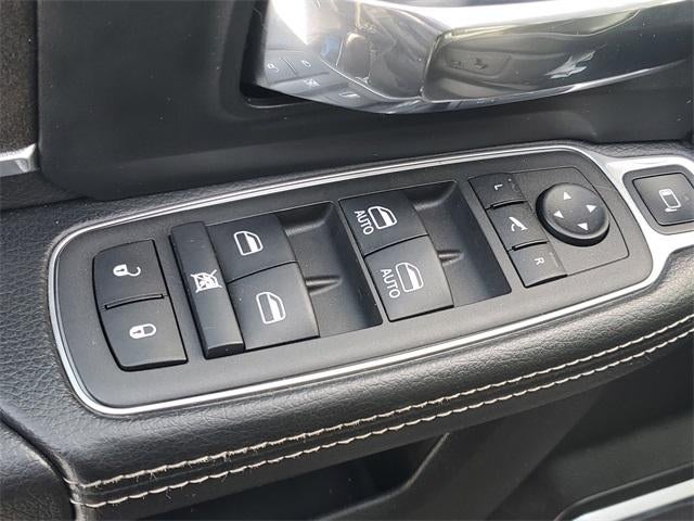 2022 RAM 2500 Laramie Crew Cab 4x4 6'4" Box