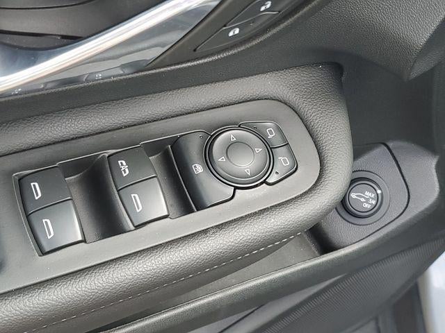 2023 GMC Terrain SLE - Photo 17