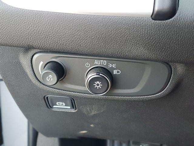 2023 GMC Terrain SLE - Photo 20