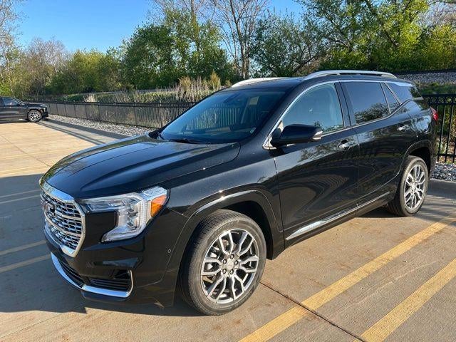 2024 GMC Terrain Denali AWD's photo