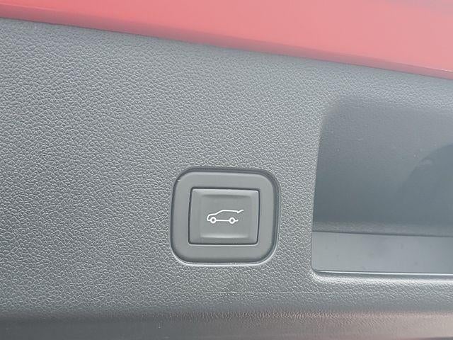 2024 Chevrolet Equinox EV RS - Photo 8