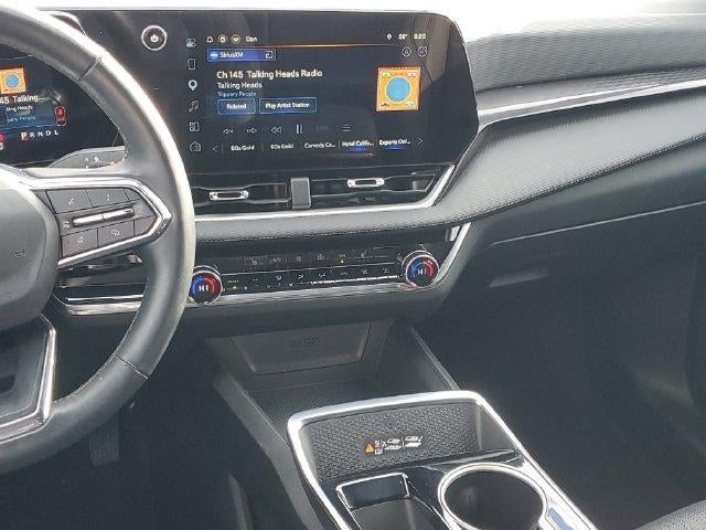 2025 Chevrolet Equinox LT - Photo 14