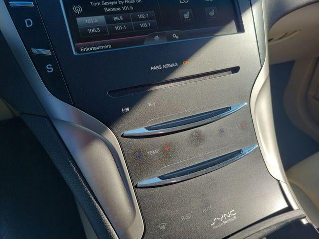 2014 Lincoln MKZ Base