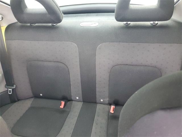 2001 Volkswagen New Beetle GLS