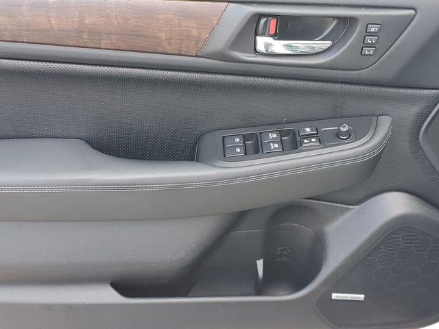 2015 Subaru Outback Limited - Photo 16