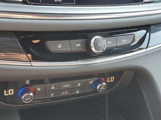 2022 Buick Enclave Essence - Photo 29