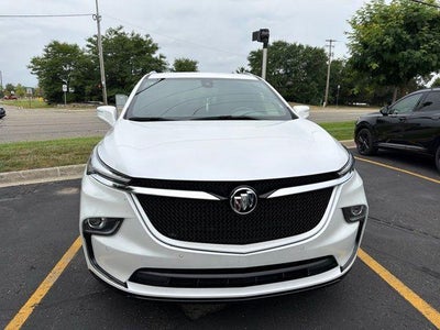 2023 Buick Enclave Essence