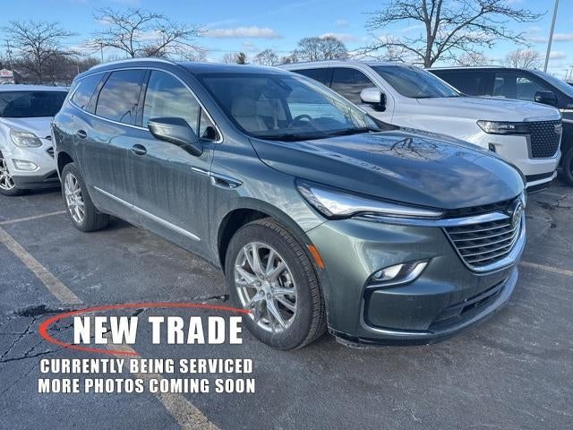 2022 Buick Enclave Essence