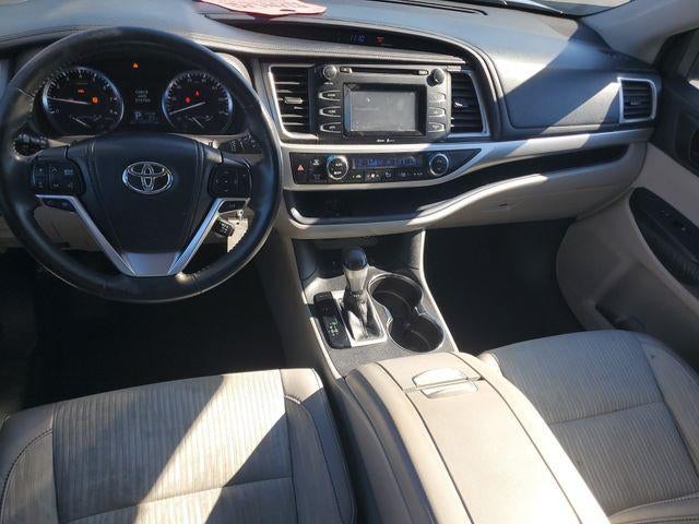 2014 Toyota Highlander LE Plus V6