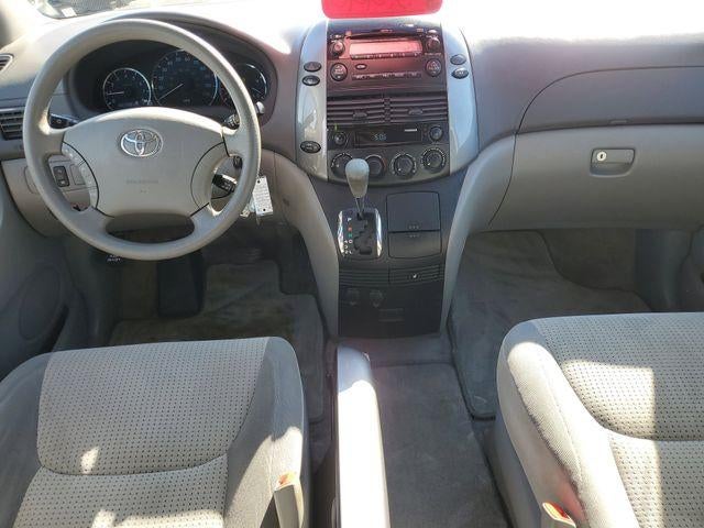 2006 Toyota Sienna CE