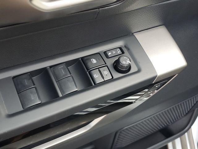 2026 Toyota Tundra Limited CrewMax 5.5' Bed