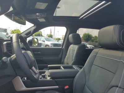 2026 Toyota Tundra Limited CrewMax 5.5' Bed