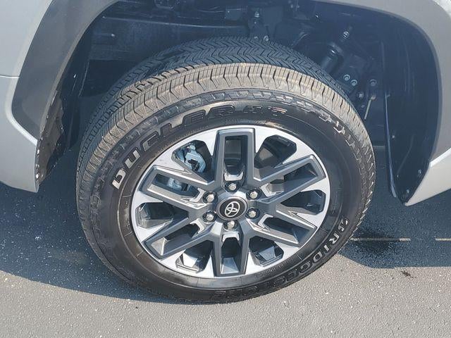 2026 Toyota Tundra Limited CrewMax 5.5' Bed
