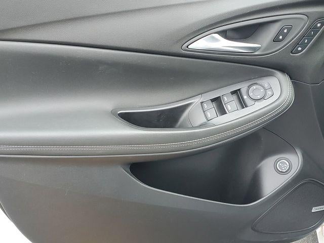 2025 Buick Encore GX Avenir