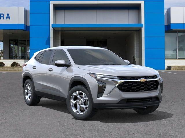 2026 Chevrolet Trax LS - Photo 7