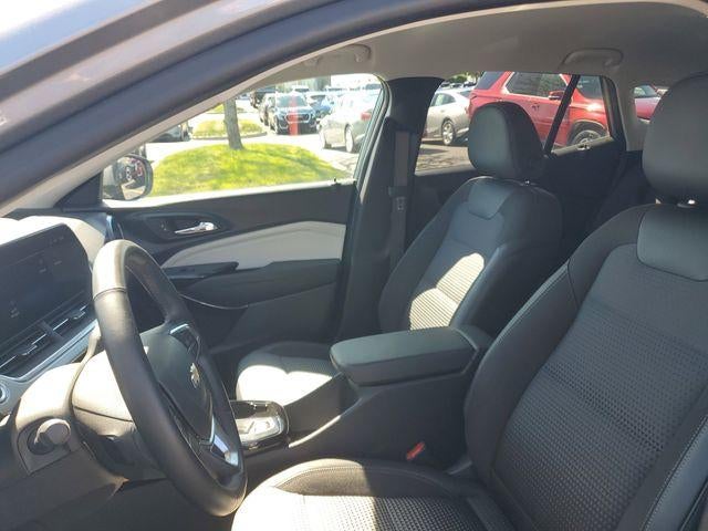 2025 Chevrolet Trax LT - Photo 16