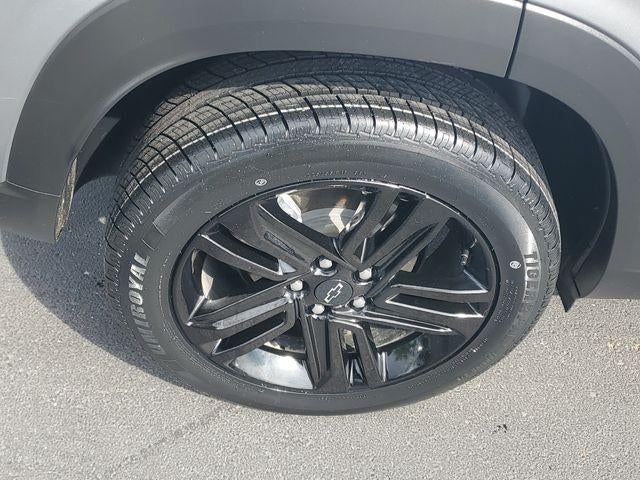 2025 Chevrolet Trax Activ - Photo 5