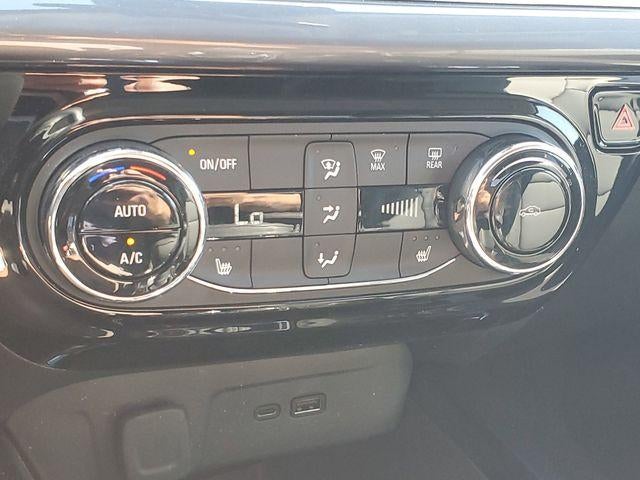 2025 Chevrolet Trax Activ - Photo 26