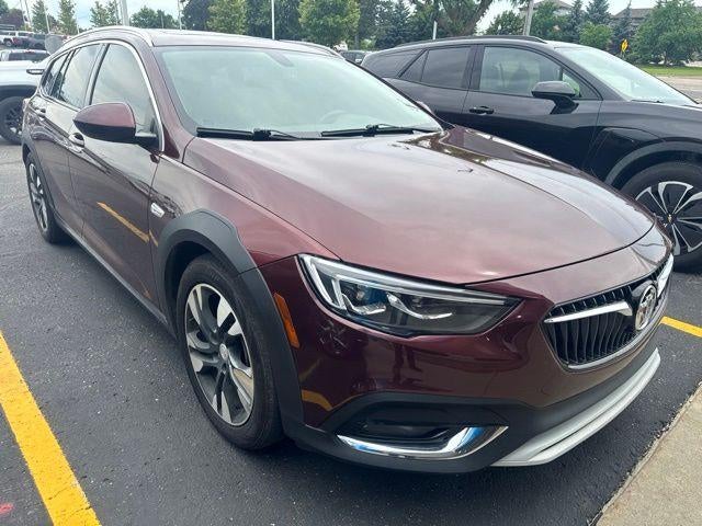 2019 Buick Regal Essence AWD's photo