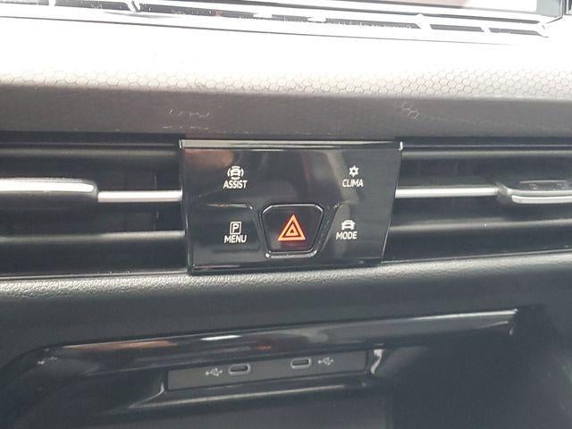 2023 Volkswagen Golf GTI Autobahn