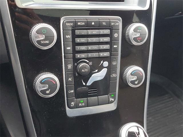 2016 Volvo XC60 T5 Premier